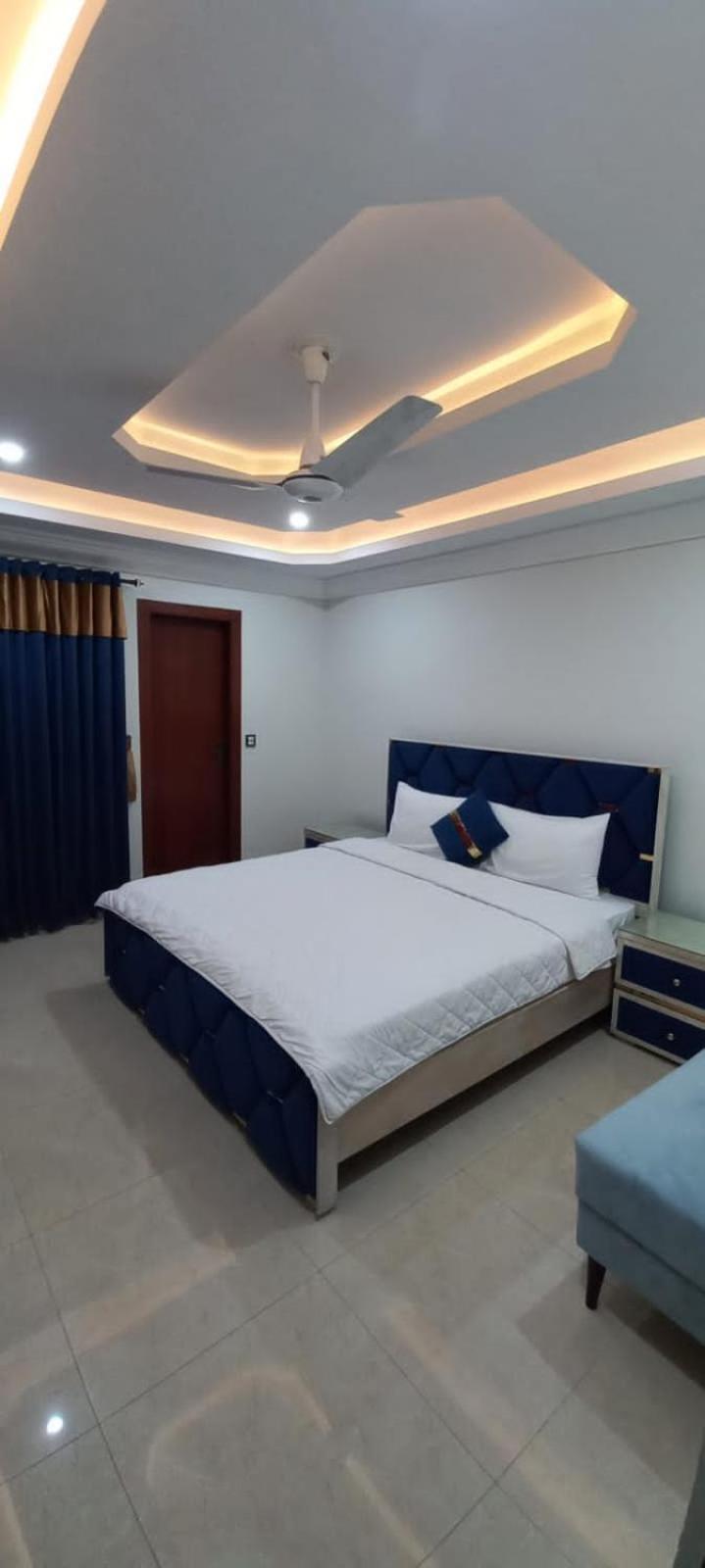 Royal Galaxy Hotel & Residence - Near Islamabad International Airport & Motorway المظهر الخارجي الصورة