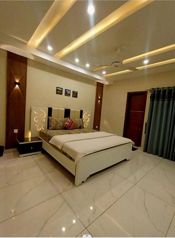 Royal Galaxy Hotel & Residence - Near Islamabad International Airport & Motorway المظهر الخارجي الصورة