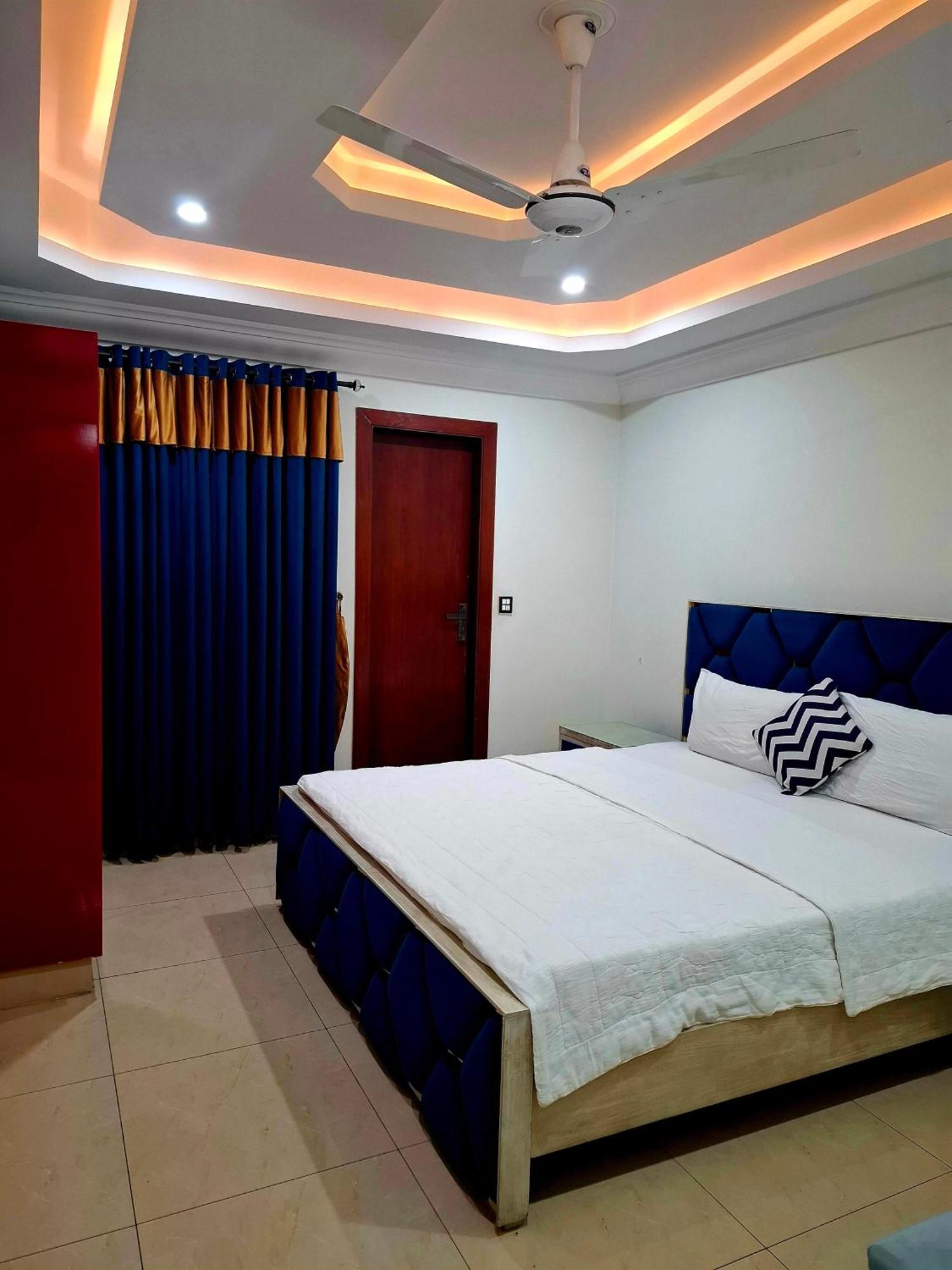 Royal Galaxy Hotel & Residence - Near Islamabad International Airport & Motorway المظهر الخارجي الصورة